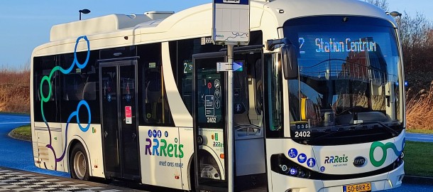 Bus bij halte 4.jpeg